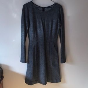 Theory long sleeve dress with zip pockets